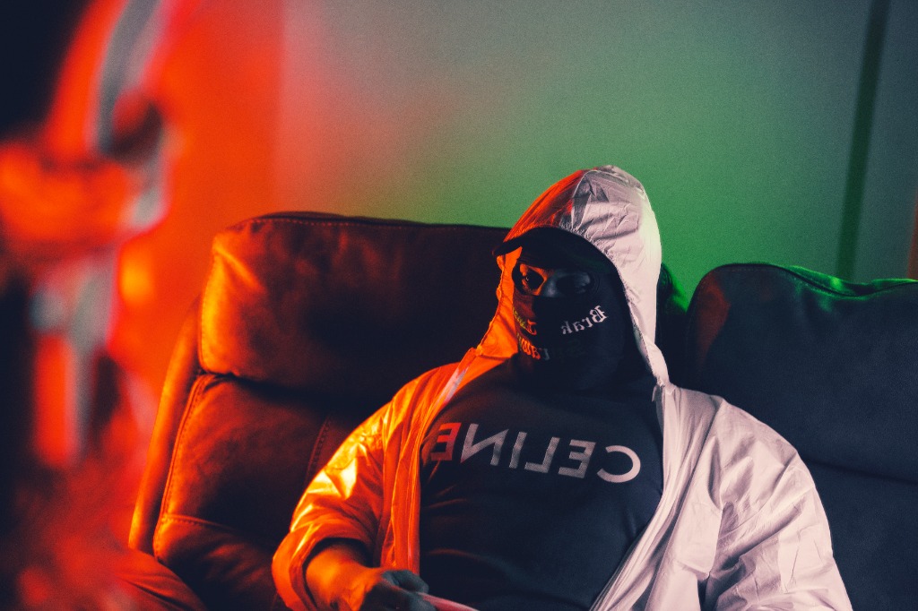 Bambo The Smuggler Gear